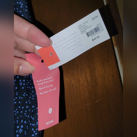 Livi Lane Bryant workout leggings - Picture 3 of 3